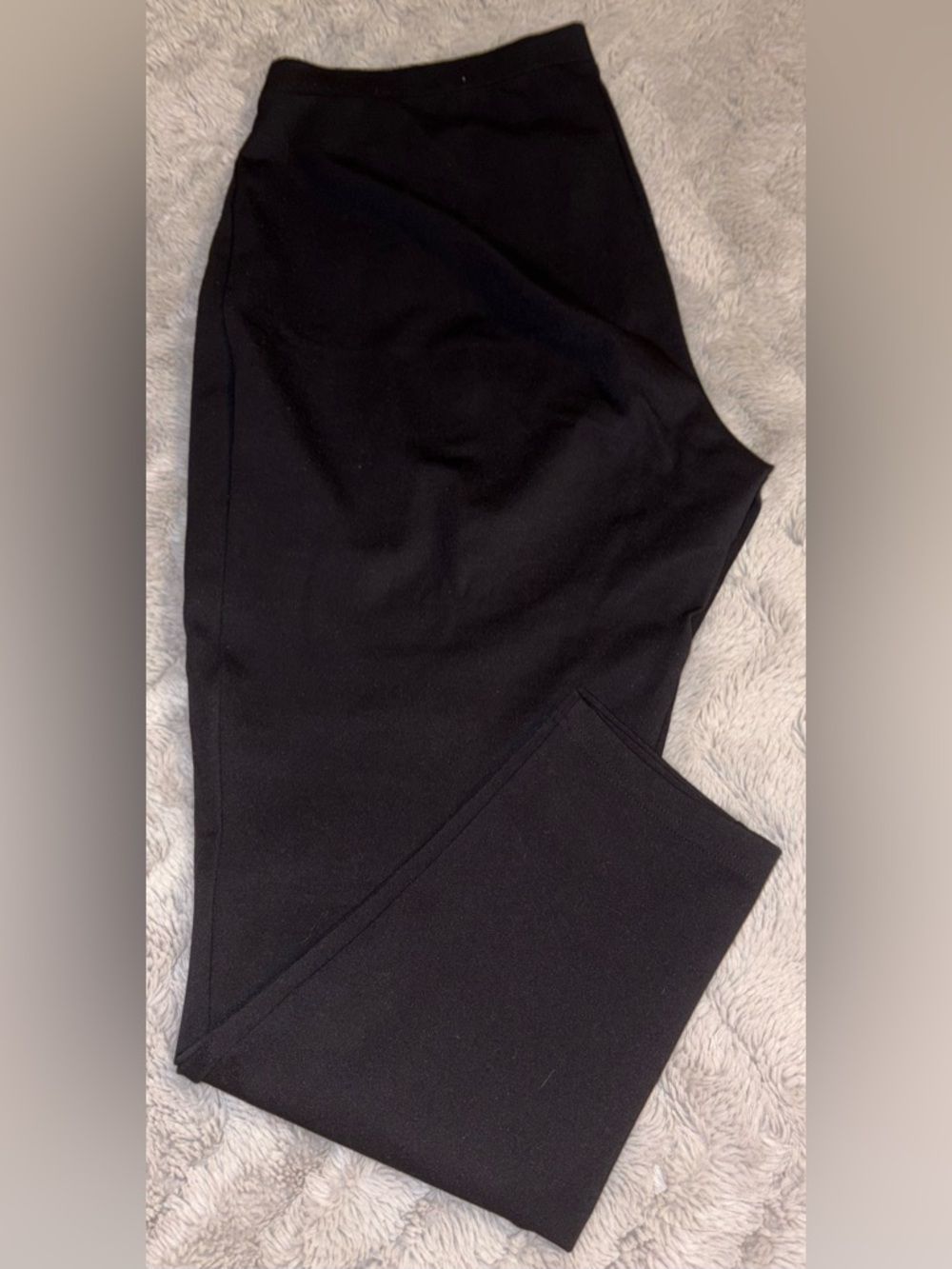 Chico’s black pull-on ponte knit stretch leggings Size 3P Petite
